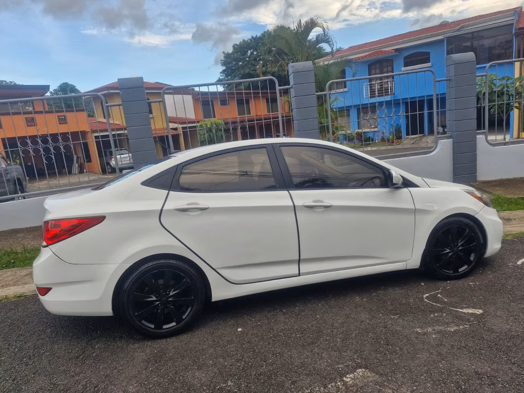 2013 Hyundai Accent en San José