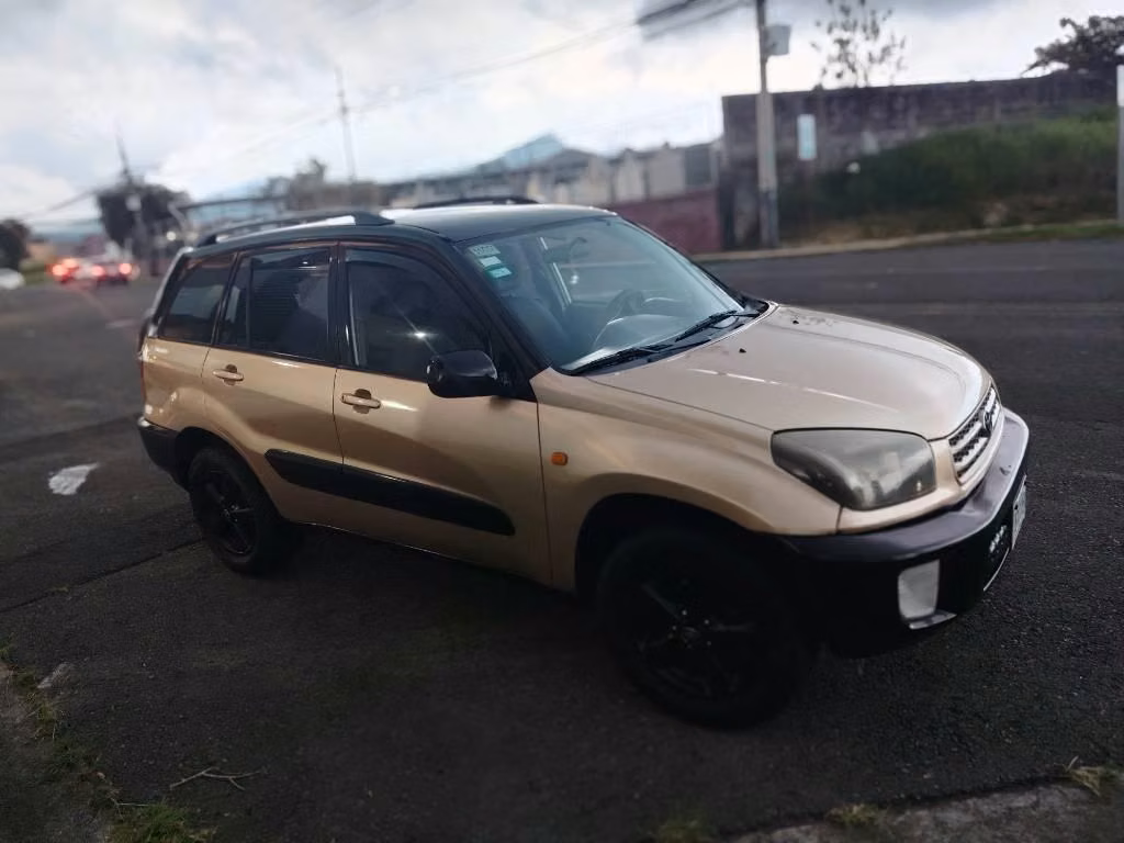 2003 Toyota RAV4 en Heredia
