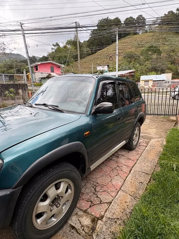 1996 Toyota RAV4